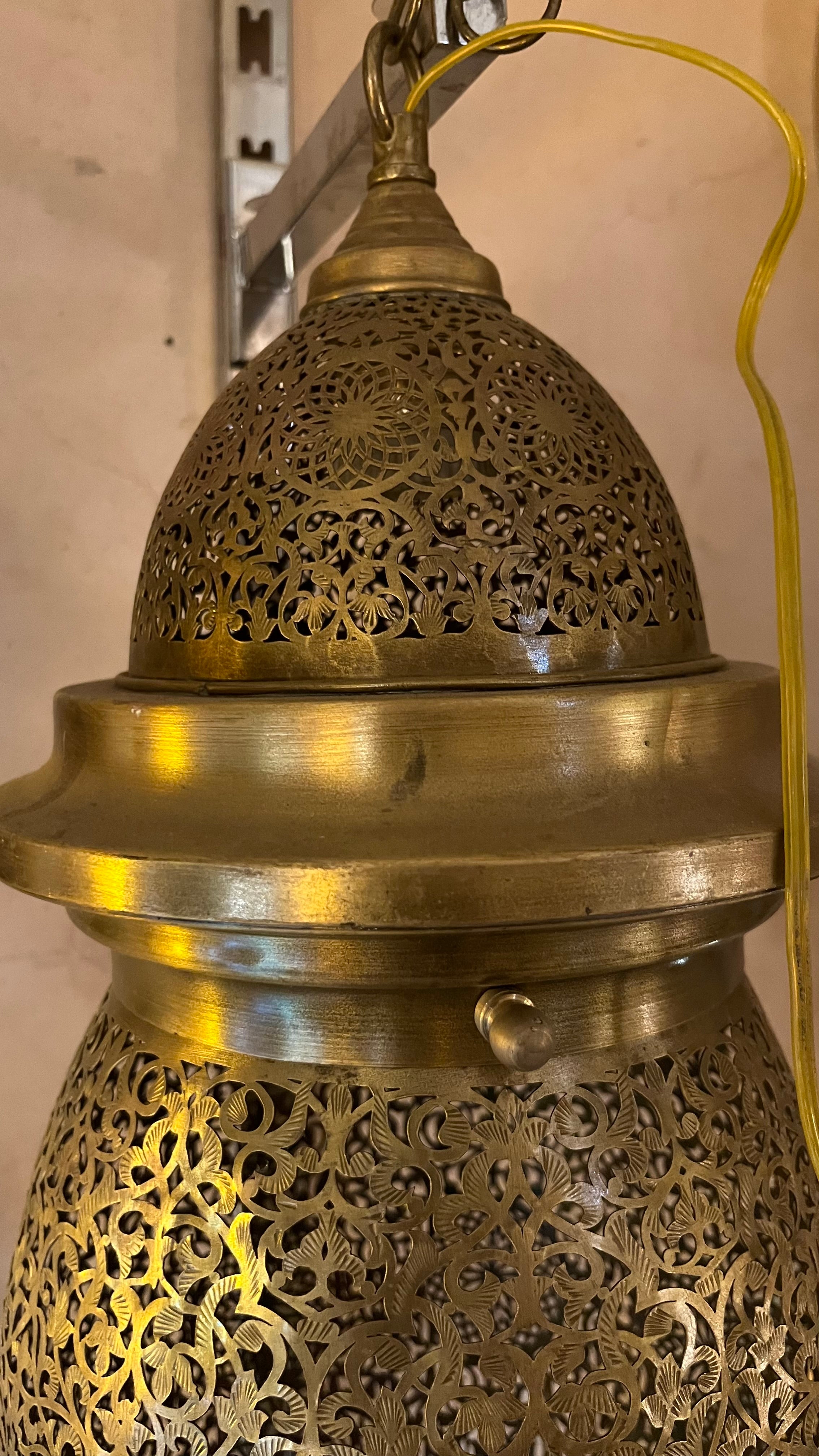 Handmade Moroccan Brass Floor Lamp – Large Pierced Brass Lantern – Bohemian Arabic Lighting – Luxury Home Decor – Artisan Metal Lamp