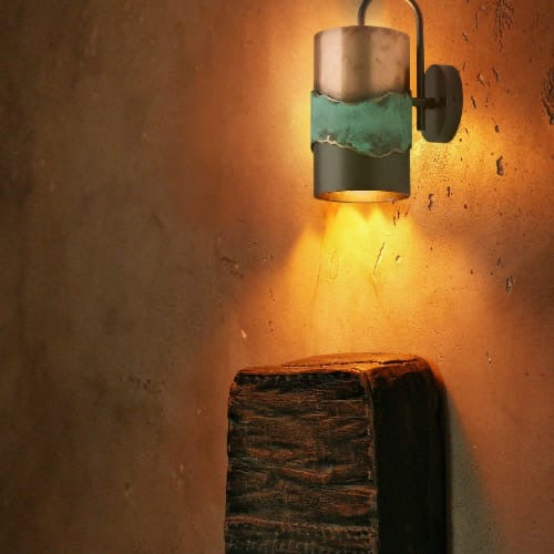 Handmade Copper Wall Sconce Light – Rustic Patina Brass Wall Lamp – Modern Industrial Lighting – Artisan Metal Wall Fixture