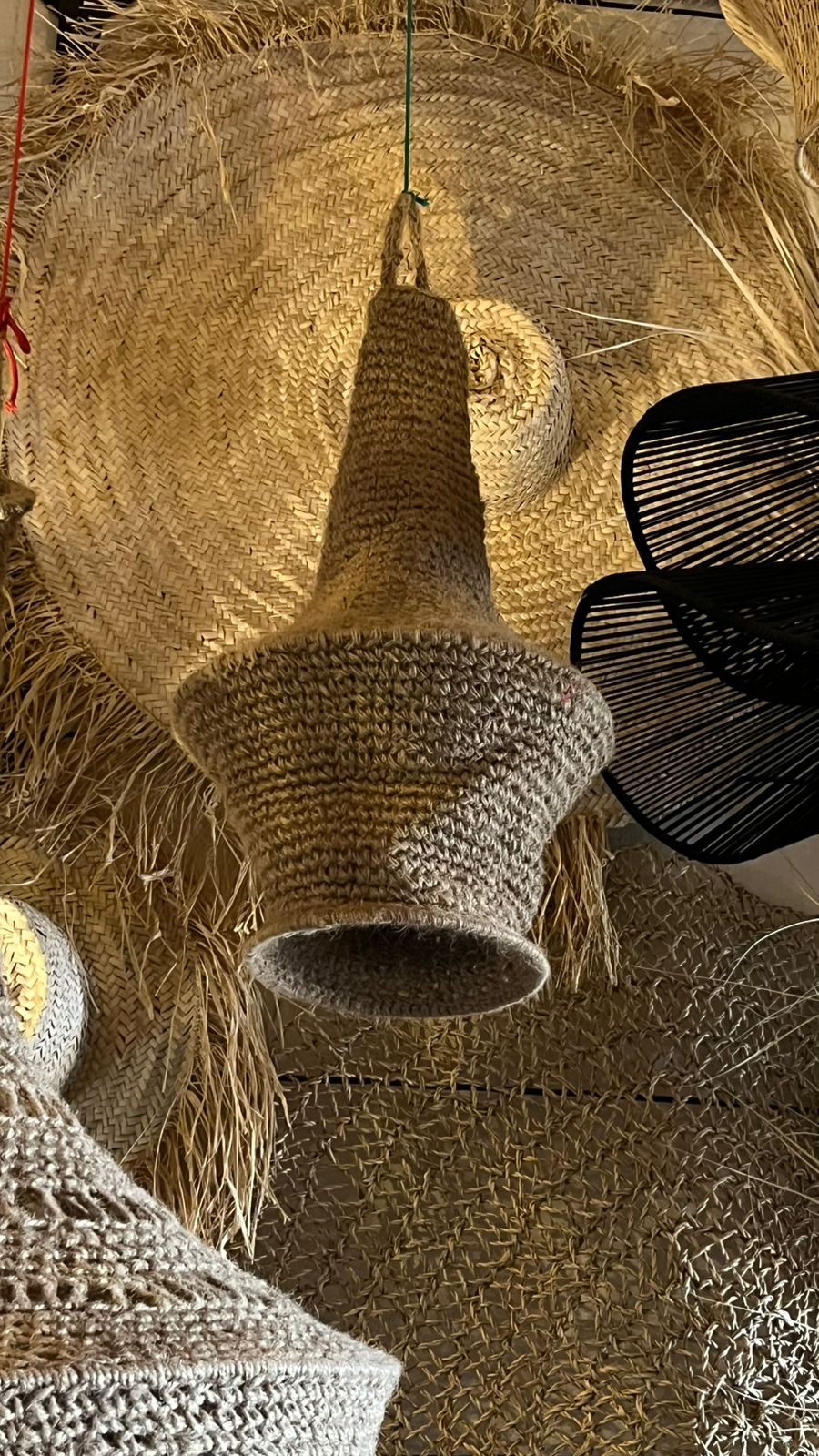 Handwoven Palm Fiber Pendant Light – Moroccan Bohemian Ceiling Lamp