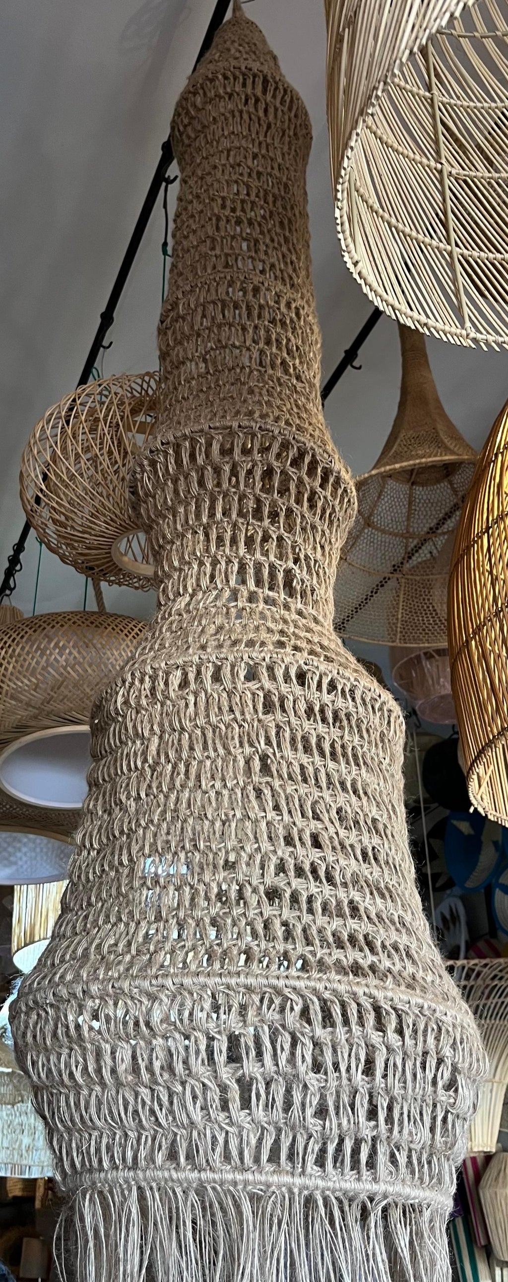 Handwoven Palm Fiber Pendant Light – Moroccan Bohemian Ceiling Lamp